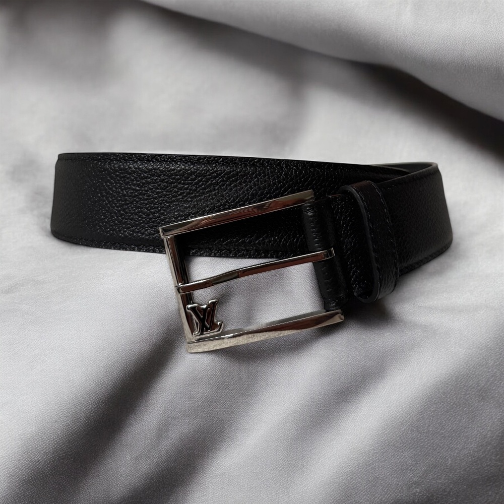 Luis Vuitton Leather Belt